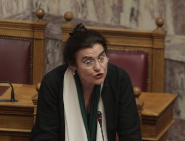 Βουλή: Έντονη διαμάχη μεταξύ Λ.Κονιόρδου και Γ.Αμυρά για τους αρχαιολογικούς χώρους (φωτό)